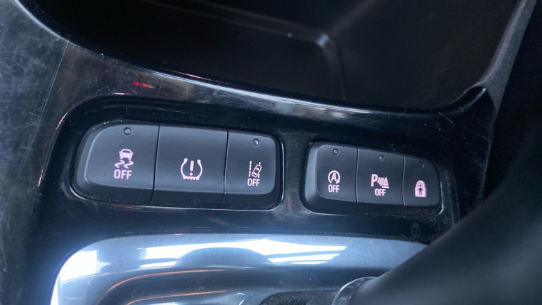 Vauxhall Crossland X 1.2T [110] Elite 5dr [Start Stop] Auto Petrol Hatchback